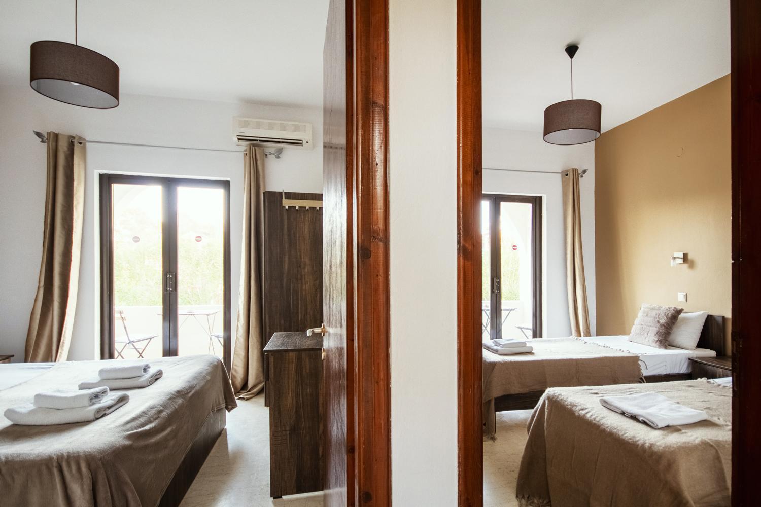 Appartement Parakladi Seaside Retreat à Lefkimi Extérieur photo