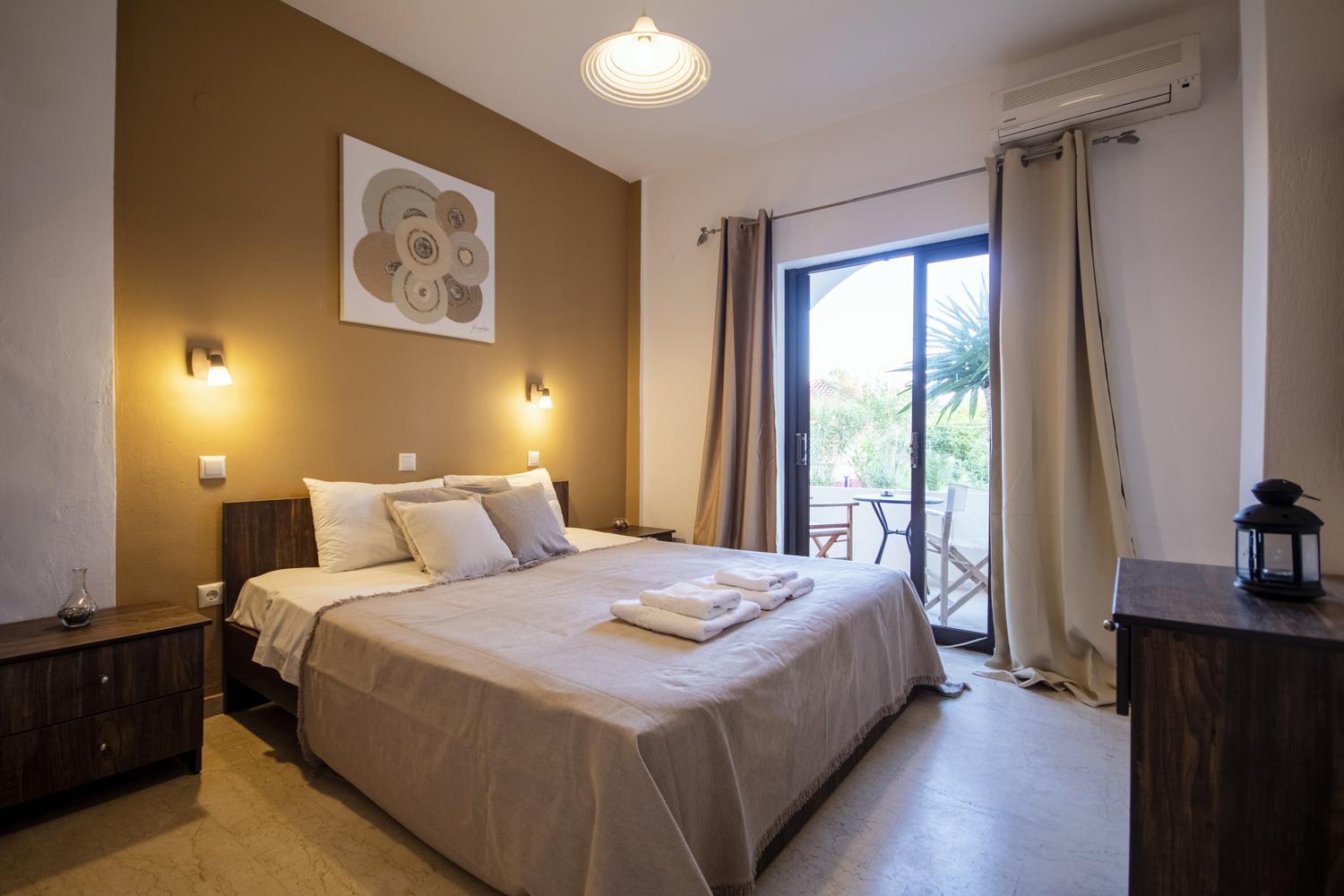 Appartement Parakladi Seaside Retreat à Lefkimi Extérieur photo